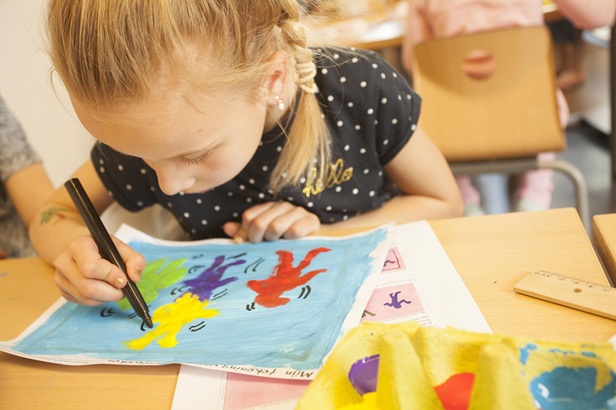 Keith Haring or Andy Warhol